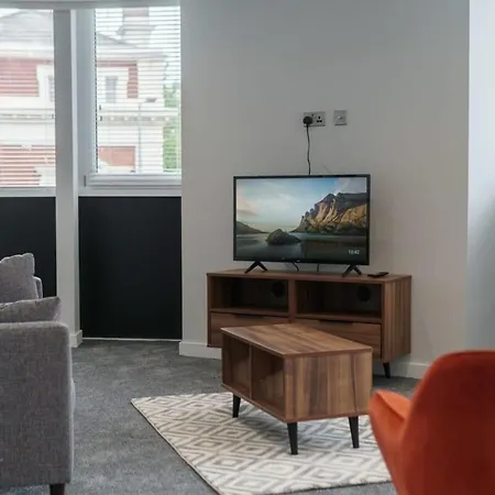Modern 2 Bedroom Apartment In Liverpool Exterior photo