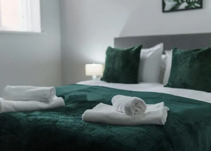 Modern 2 Bedroom Apartment In Liverpool
